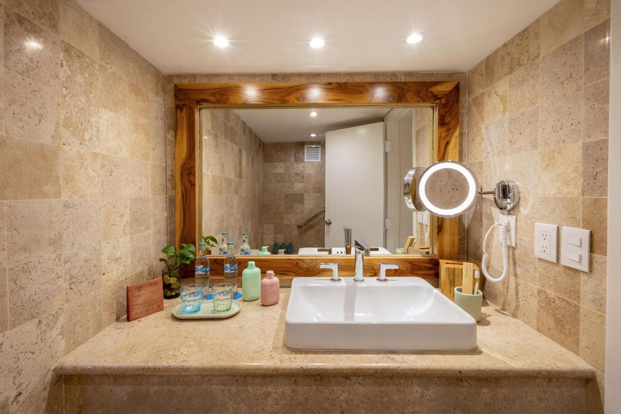 Suite ZEL con vistas al jardín